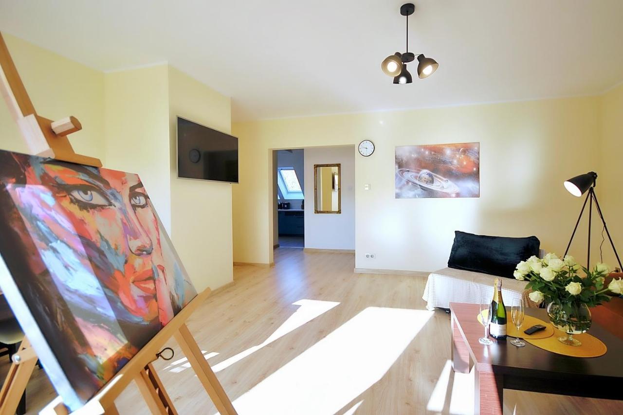 50 M Do Plazy Thobruk Apartamenty Piekna Dama Z Kolobrzegu エクステリア 写真