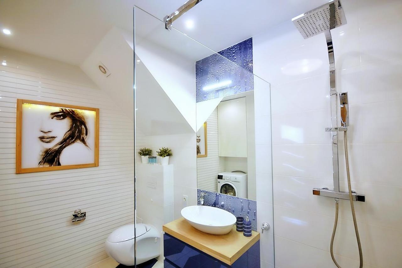 50 M Do Plazy Thobruk Apartamenty Piekna Dama Z Kolobrzegu エクステリア 写真