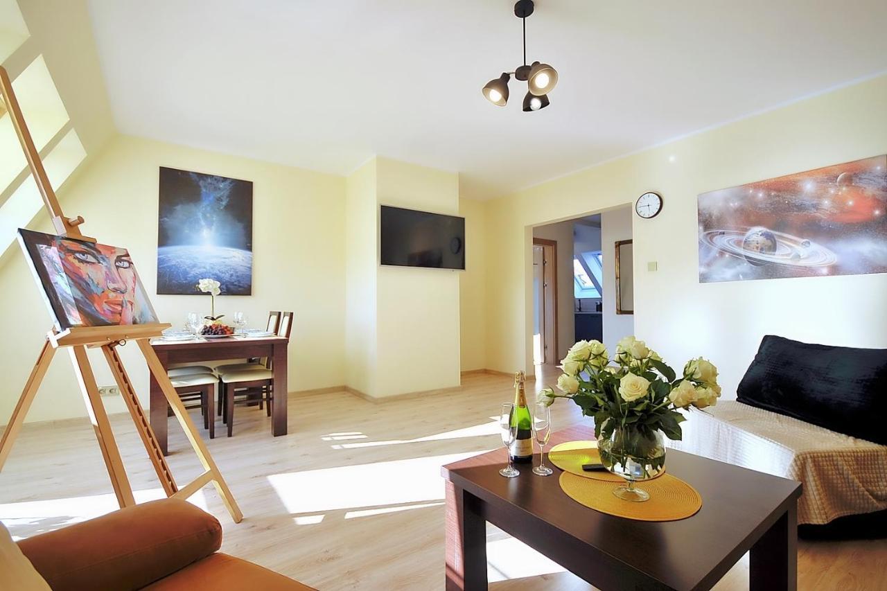 50 M Do Plazy Thobruk Apartamenty Piekna Dama Z Kolobrzegu エクステリア 写真