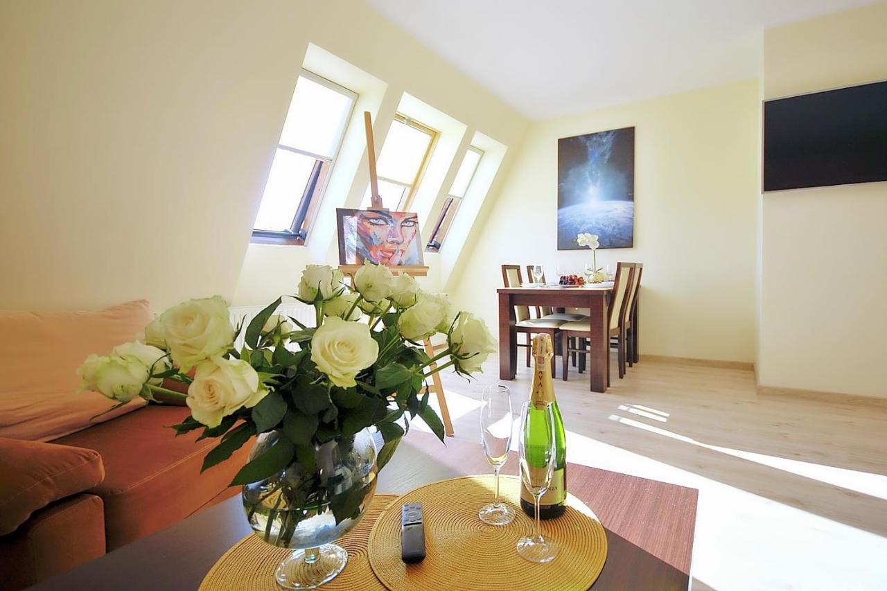 50 M Do Plazy Thobruk Apartamenty Piekna Dama Z Kolobrzegu エクステリア 写真