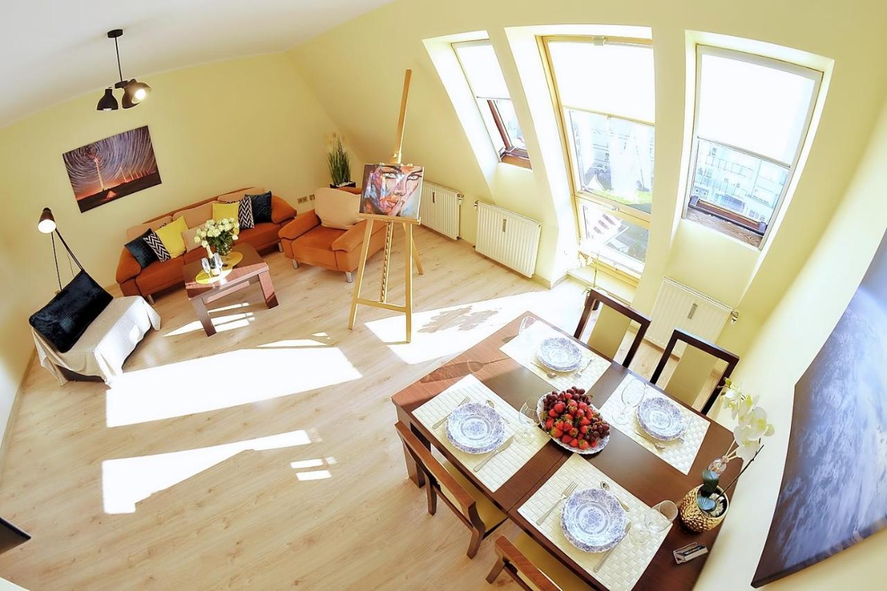 50 M Do Plazy Thobruk Apartamenty Piekna Dama Z Kolobrzegu エクステリア 写真