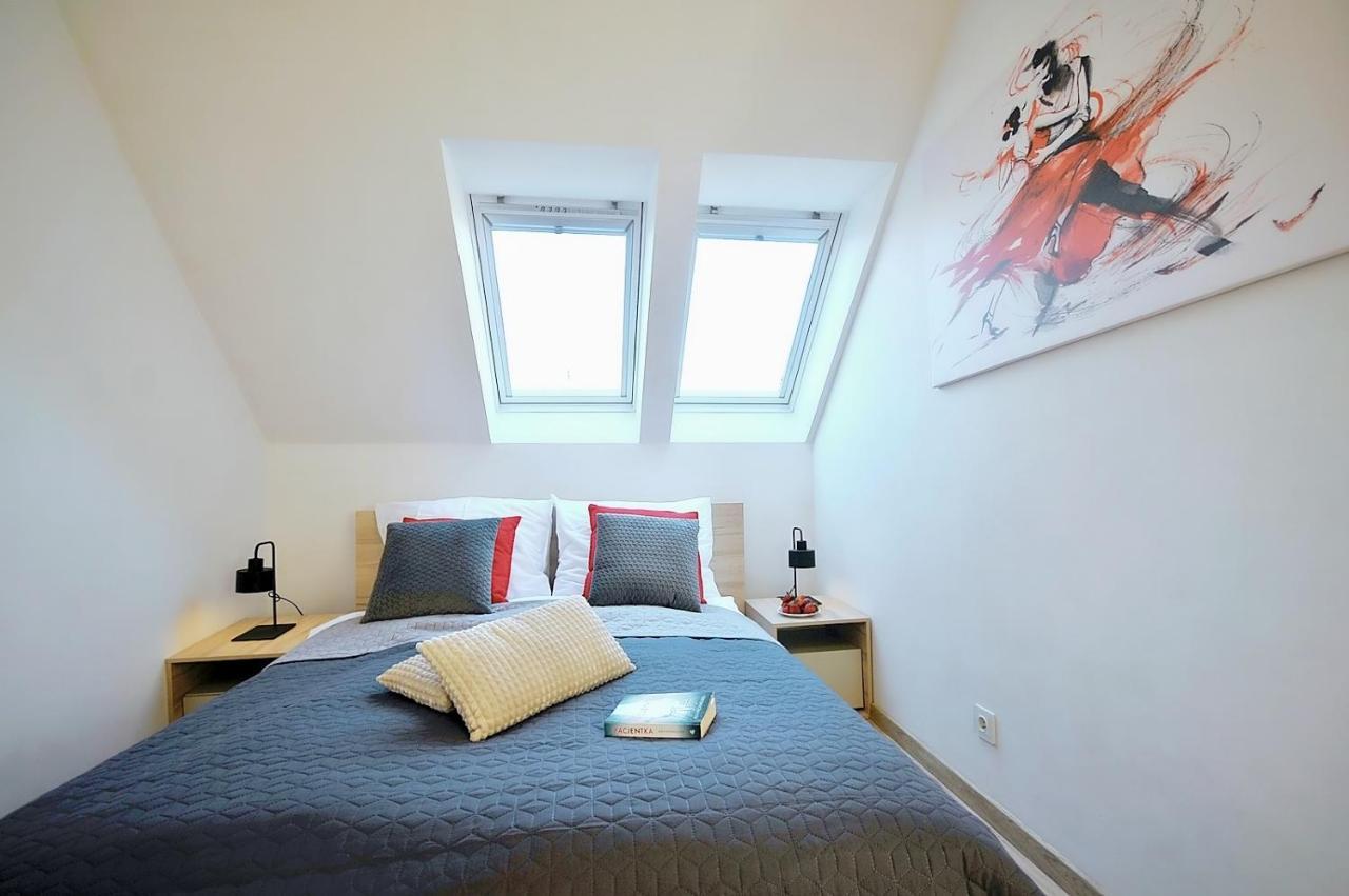 50 M Do Plazy Thobruk Apartamenty Piekna Dama Z Kolobrzegu エクステリア 写真