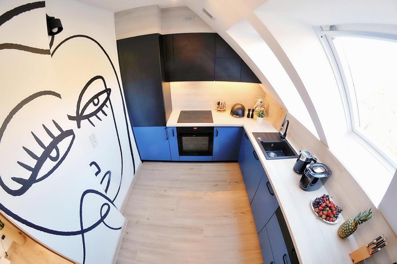 50 M Do Plazy Thobruk Apartamenty Piekna Dama Z Kolobrzegu エクステリア 写真